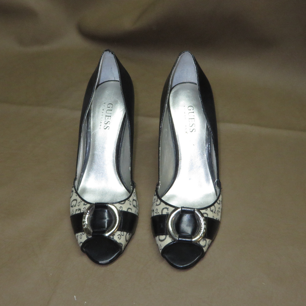 Guess by Marciano Heels with silver design size 7m